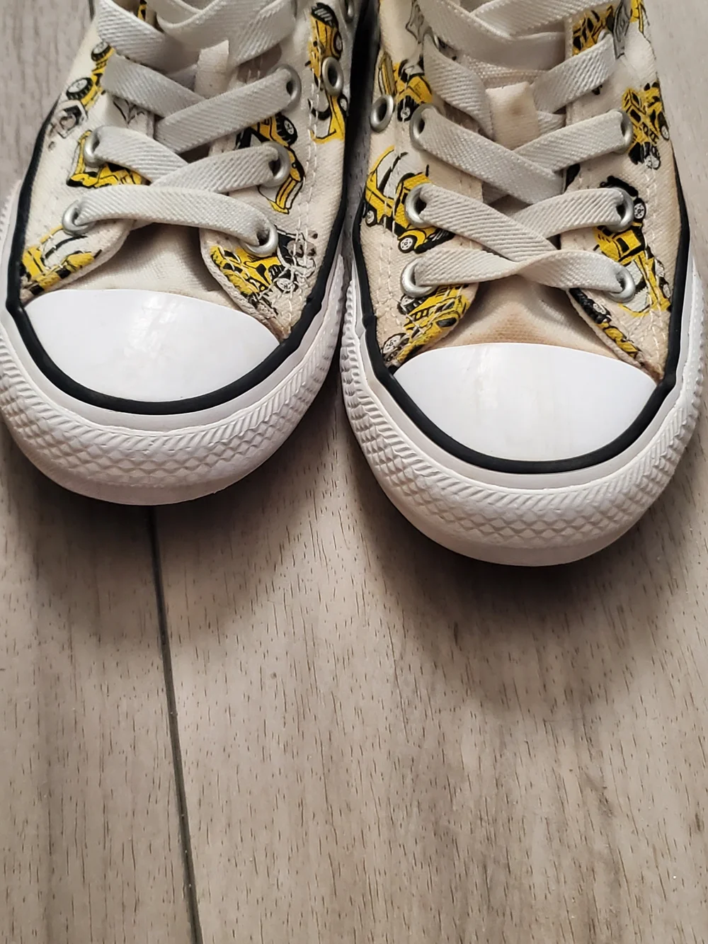 Converse Kids' High-Top Sneakers in White with Yellow Print